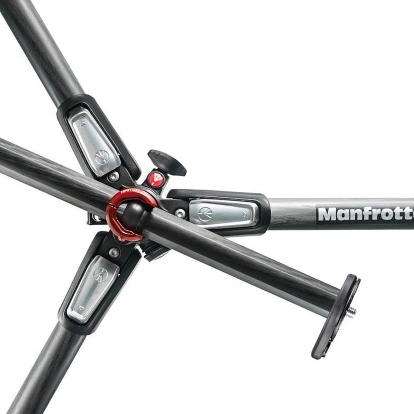 MANFROTTO 055 Carbon Stativ (3 Segmente) max. Höhe: 170cm, max. Belastung: 9kg