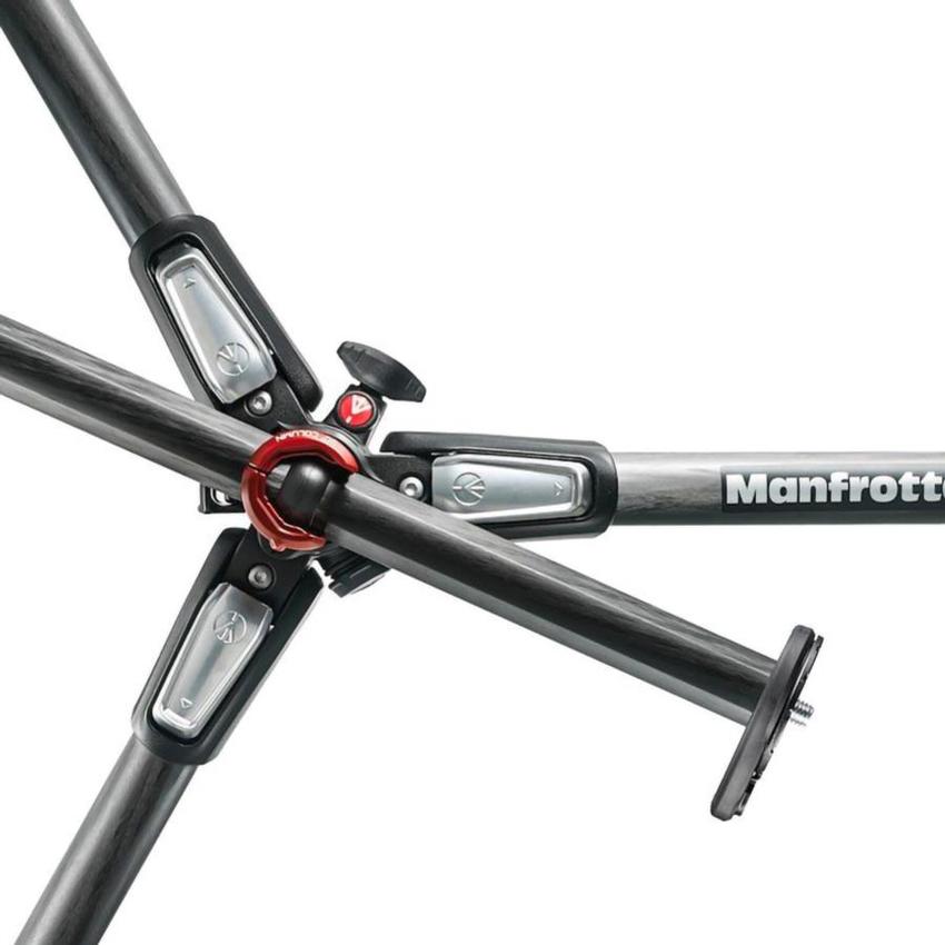 MANFROTTO 055 Carbon Stativ (3 Segmente) max. Höhe: 170cm, max. Belastung: 9kg