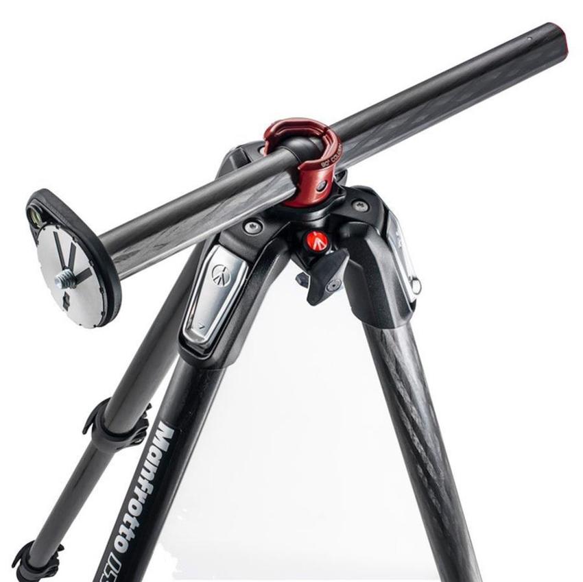 MANFROTTO 055 Carbon Stativ (3 Segmente) max. Höhe: 170cm, max. Belastung: 9kg