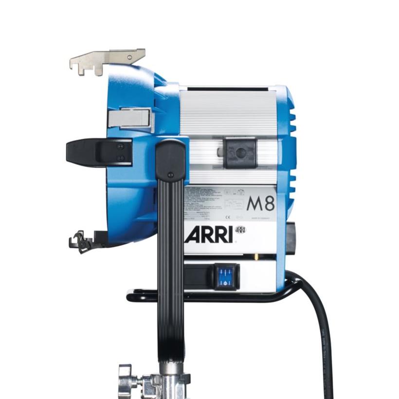 ARRI M8, 800W/SE Tageslicht Scheinwerfer blau/silber, VEAM, Daylight M-Series, Open Face