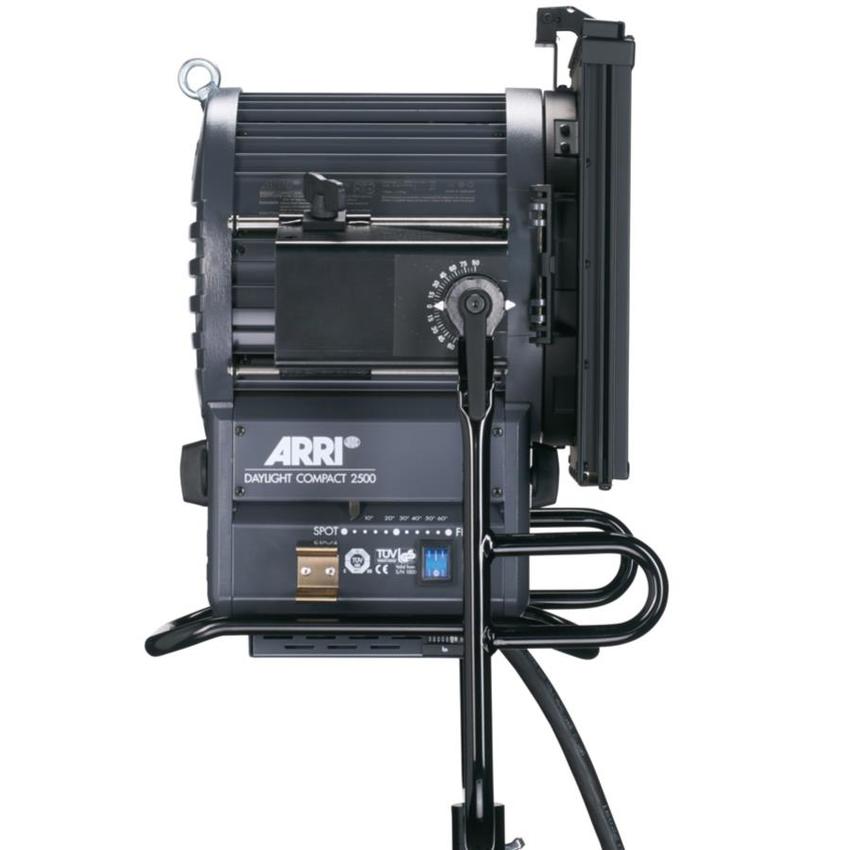 ARRI DAYLIGHT Compact 2500W Theater, Kabell. 0.6m, grau, MAN (manuell bedienbar), Intern. (VEAM), *****ABGEKÜNDIGT!**