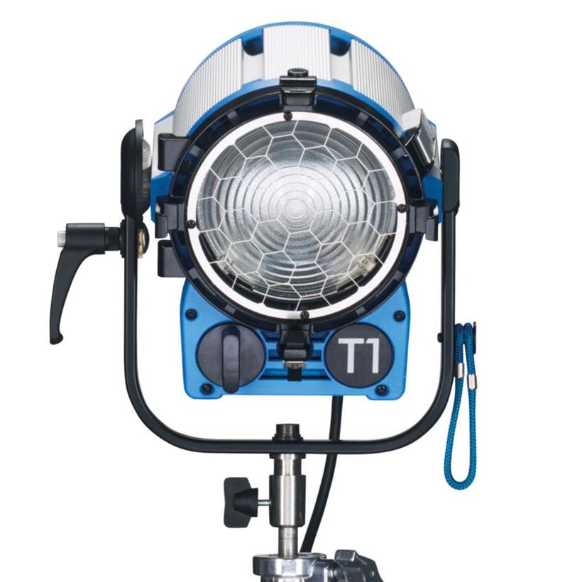 ARRI True Blue T1, 1000W, MAN, blau/silber, Schuko, Kabel 3m, 4-FT, FFR, Schnurschalter, 220-250V