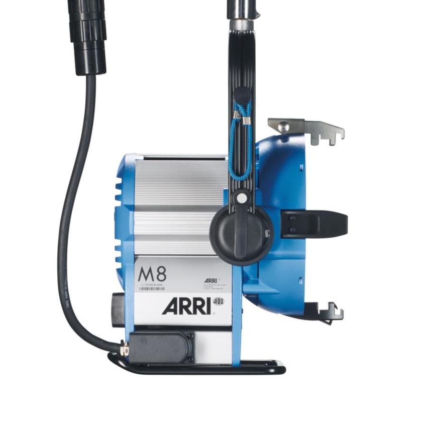 ARRI M8, 800W/SE Tageslicht Scheinwerfer blau/silber, VEAM, Daylight M-Series, Open Face