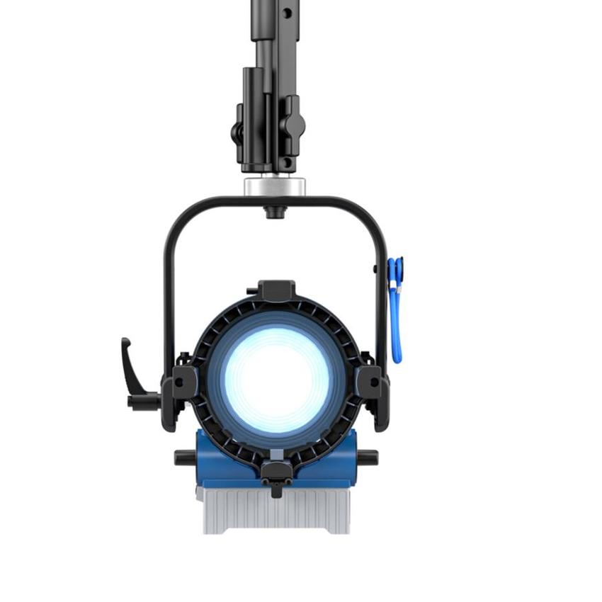 ARRI L5-C, Fresnel, HANGING, RGBW, 2800K-10000K, blau-silber 1.5m Kabel ohne Schuko *****ABGEKÜNDIGT!*****