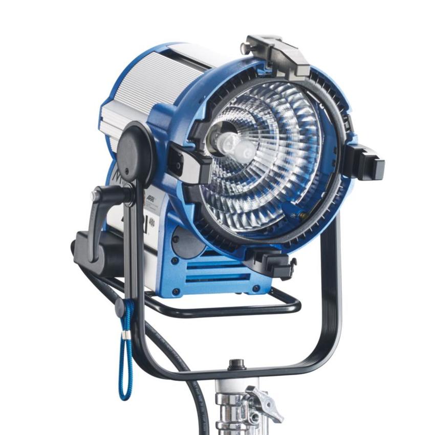 ARRI M8, 800W/SE Tageslicht Scheinwerfer blau/silber, VEAM, Daylight M-Series, Open Face