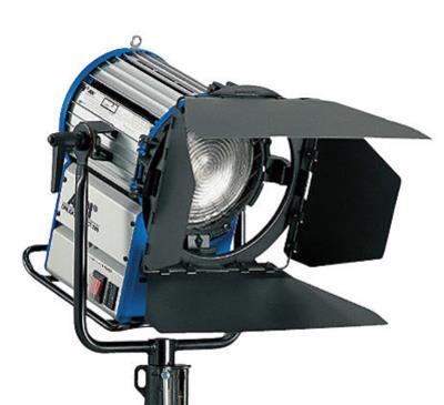 ARRI Flood Linse 20°x45°, 175 mm ****ABGEKÜNDIGT**** Kennfarbe grün für ARRISUN 5, ARRISUN 5 EVENT