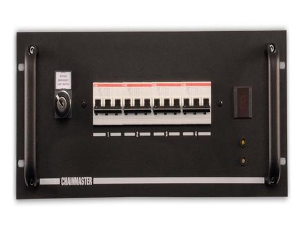 ChainMaster ProTouch Motor-Verteilung 4-ch, für Kettenzüge bis max. 1kW, BGV-C1 Einrichtbetrieb mit Gruppenabschaltung,