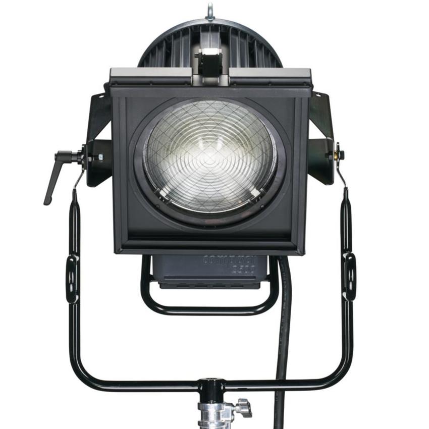 ARRI DAYLIGHT Compact 2500W Theater, Kabell. 0.6m, grau, MAN (manuell bedienbar), Intern. (VEAM), *****ABGEKÜNDIGT!**