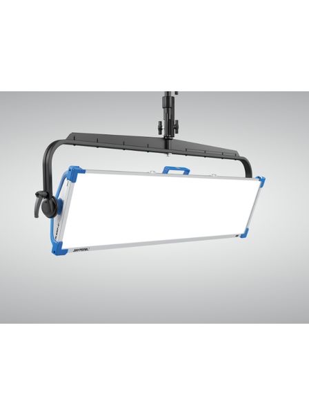 SkyPanel S120-C