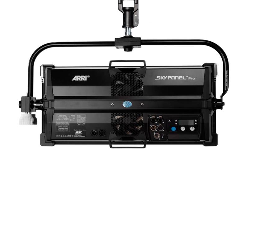ARRI SkyPanel S60 Pro P.O.(Bare Ends) - Set, black, incl. Diffusion Panel & man. Yoke, 4 LED Zones, integrated PSU