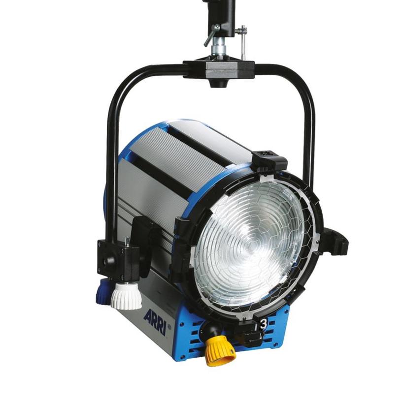 ARRI True Blue ST2/3, Studio, 2000W, P.O., blau/silber, Schuko, Kabel 1.5m, 4-FT, FFR, 220-250V