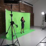 Vinyl Floor Strip 1.37m x 4m Chroma Key Green Passt perfekt zur Manfrottos Chromakey Hintergrund-Reihe