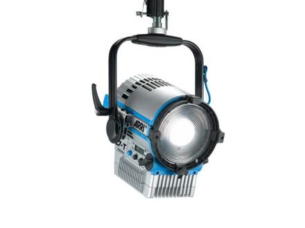 ARRI L7-TT Active, Fresnel, MAN., 2600K-3600K, blau-silber Preis je Stück // derzeit 1 Stück lagernd *RESTPOSTEN*