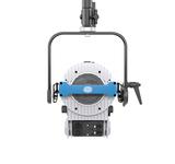 ARRI L7-C PLUS BLUE/SILVER, Fresnel, HANGING, 2800K-10000K, 180 W RGBW LED Light Engine, powerCON® TRUE1, ohne Kabel