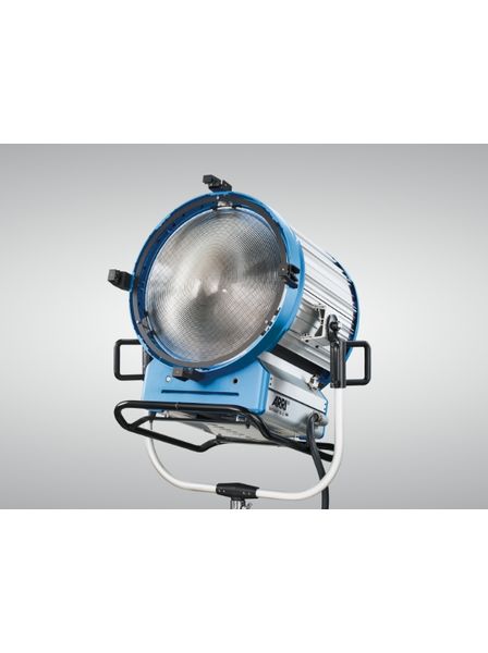 ARRI Daylight Fresnel 18 / 12