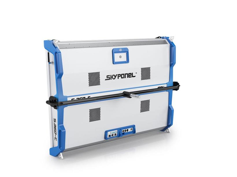 ARRI SkyPanel S360-C KIT  LED Soft Light RGB-W 166x54x143cm