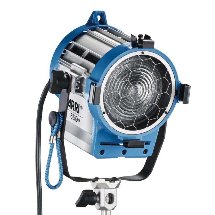 ARRI 650 PLUS, 650W, MAN, blau/silber, ohne Stecker, Kabel 3m, 4-FT, FFR, 220-250V