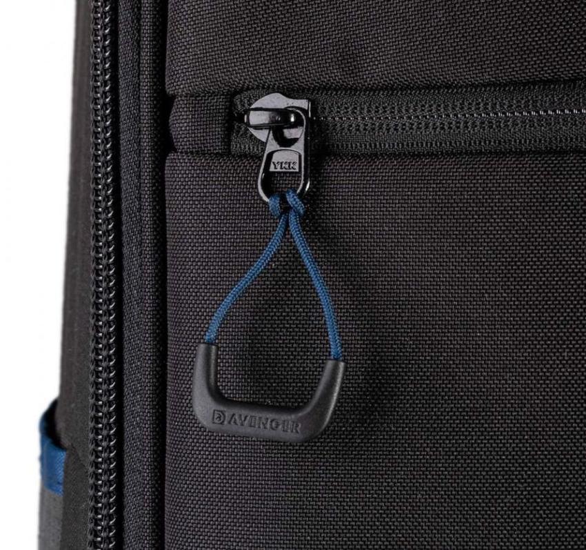 AVENGER TRIPLE C ROLLER CASE FOR DETACHABLE C-STANDS 