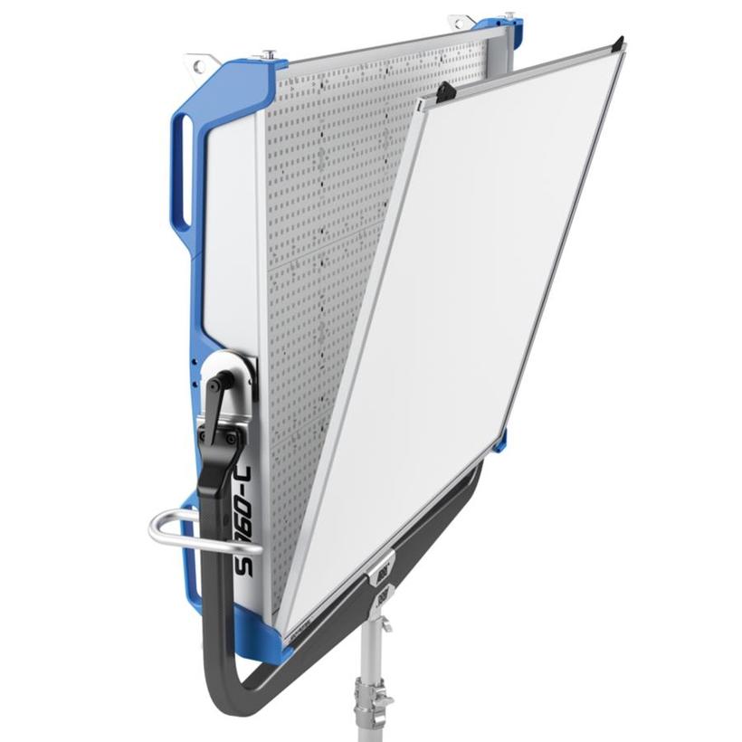 ARRI SkyPanel S360-C LED Soft Light RGB-W blau-silber, Intensifier, Bare Ends