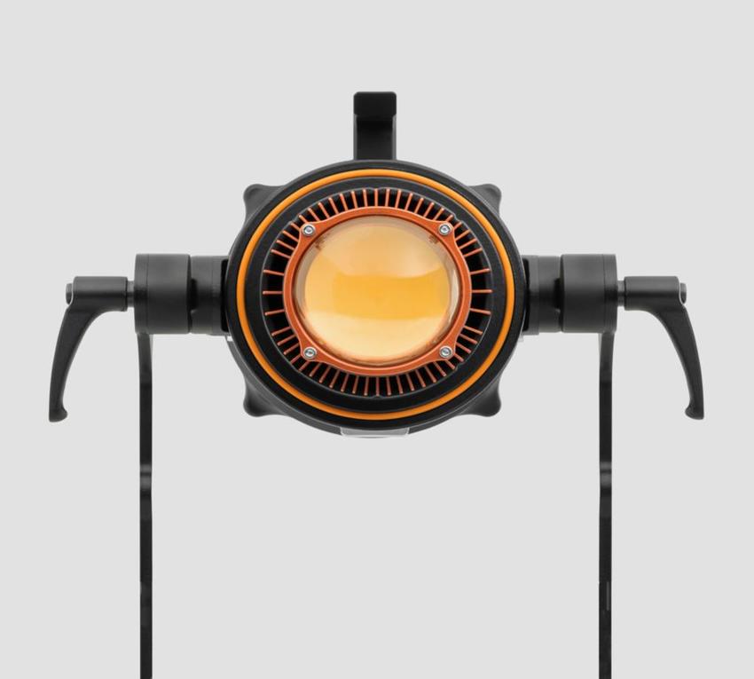 Maxima 6 Standard Bowens Kit, 5600K,  inc. Bowens-Adapter Maxima 6 GaN mit Flight Case, Anschlusskabel & Adapter