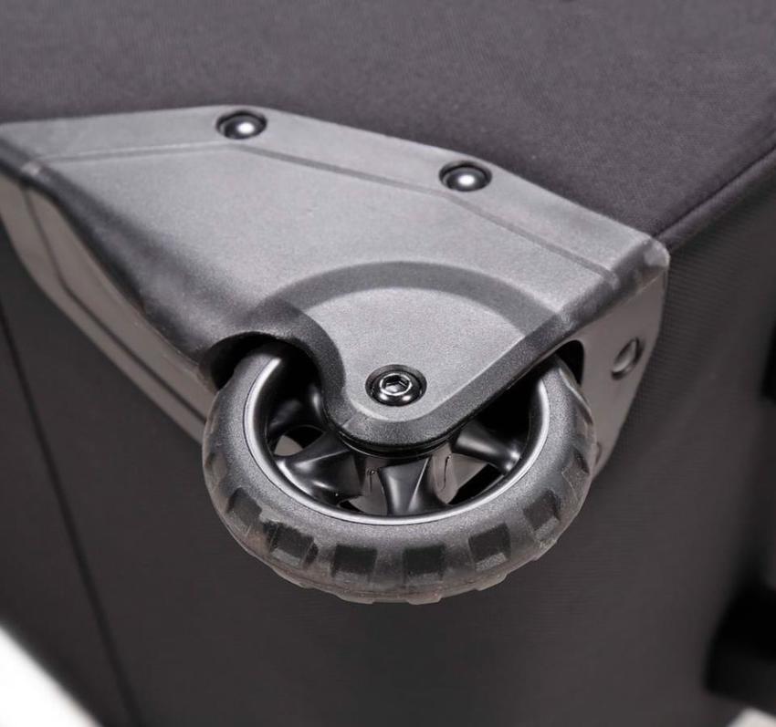 AVENGER TRIPLE C ROLLER CASE FOR DETACHABLE C-STANDS 