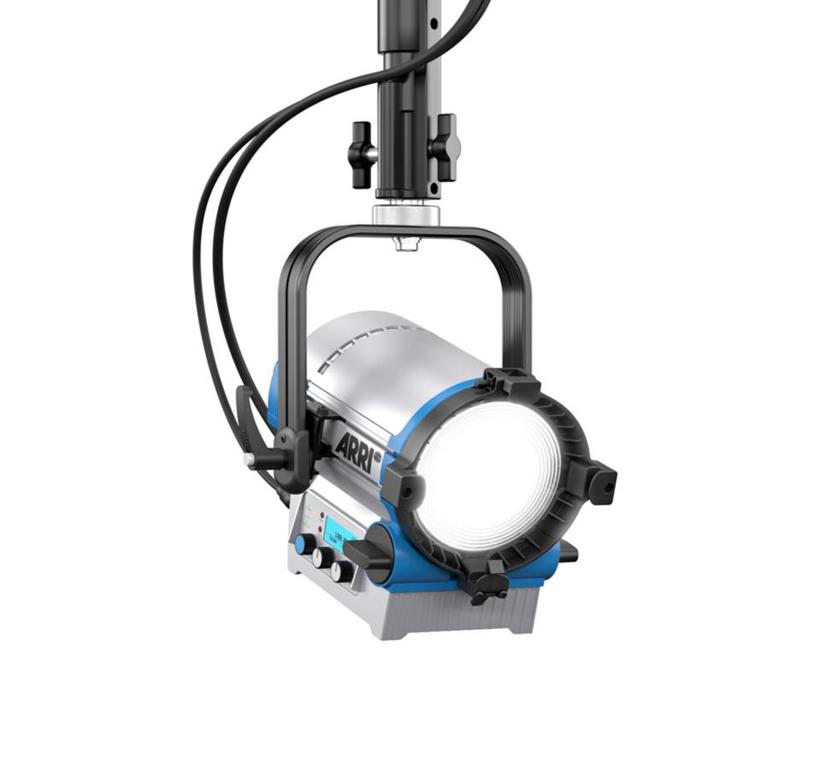 ARRI L5-C PLUS BLUE/SILVER, Fresnel, HANGING, 2800K-10000K, 100 W RGBW LED Light Engine, powerCON® TRUE1, ohne Kabel