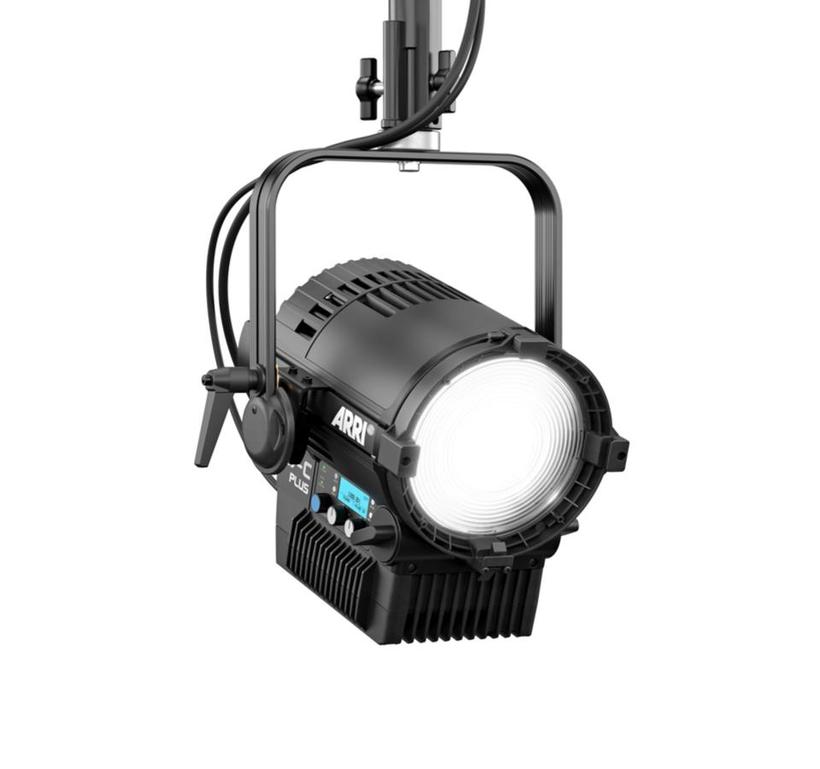 ARRI L7-C PLUS BLACK, Fresnel, HANGING, 2800K-10000K, 180 W RGBW LED Light Engine, powerCON® TRUE1, ohne Kabel