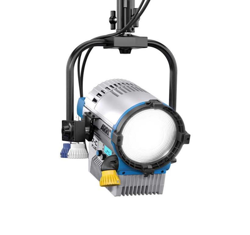 ARRI L7-C PLUS BLUE/SILVER, P.O.Fresnel, HANGING,2800-10000K 180 W RGBW LED Light Engine, powerCON® TRUE1, ohne Kabel