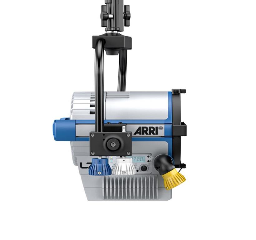 ARRI L7-C LE2, Fresnel, P.O.,  RGBW, blau-silber ohne Schuko 2800K-10000K, PowerCON TRUE1 *RESTPOSTEN 2 STÜCK*