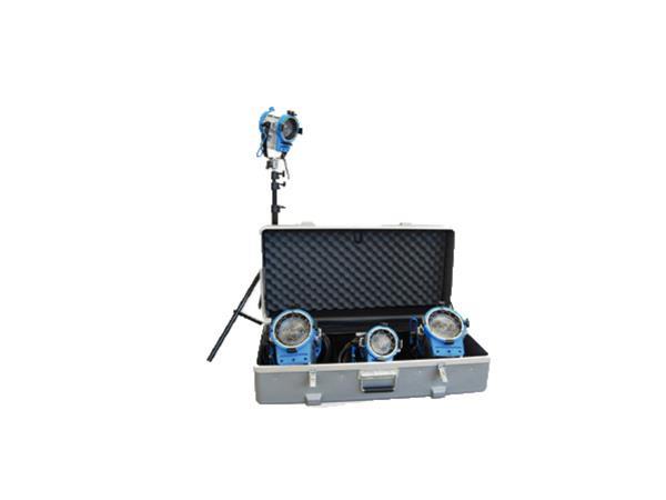 ARRI 300/650 Fresnel Combo Kit (Schuko) 