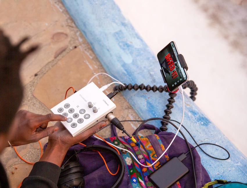 Roland GOLIVECAST Audio Mixer Live-Stream-Studio für Smartphones