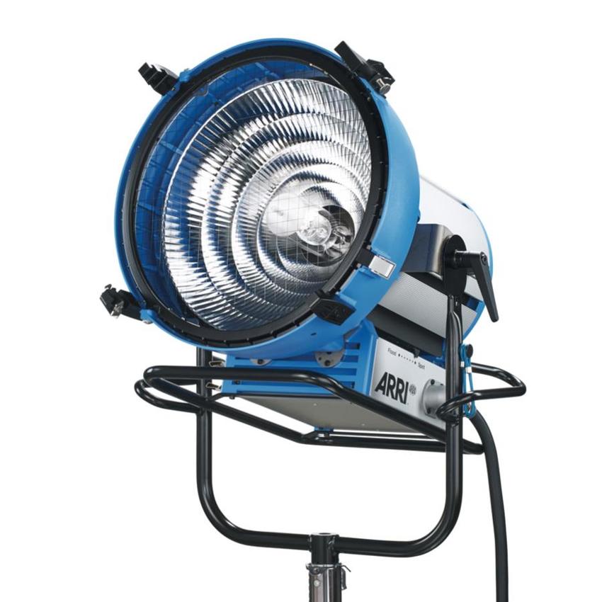 ARRI M90 9/6 KW Tageslicht Scheinwerfer blau/silber, VEAM