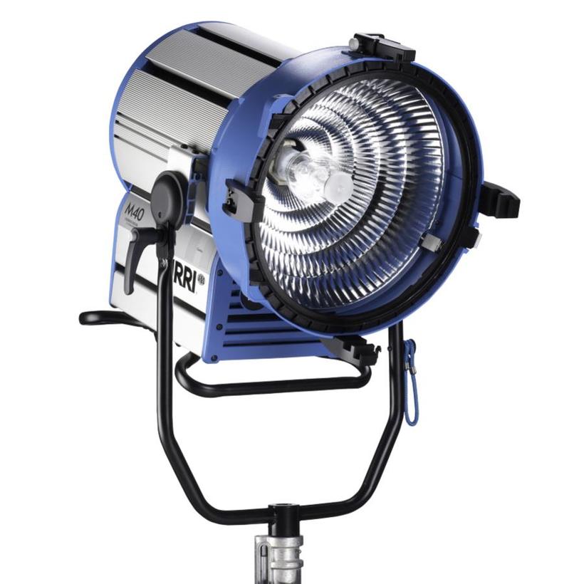 ARRI M40, 4000W/2500W, Daylight, single ended, MAN, blau/silber, International, Kabel 0.5m **Product Runout**