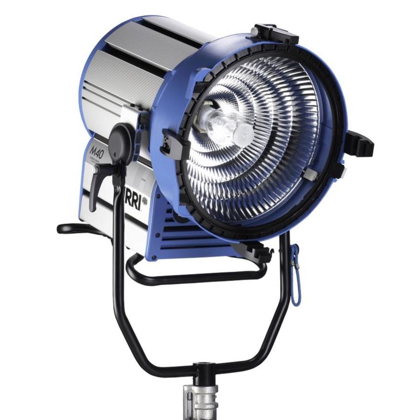 ARRI M40, 4000W/2500W, Daylight, single ended, MAN, blau/silber, International, Kabel 0.5m **Product Runout**