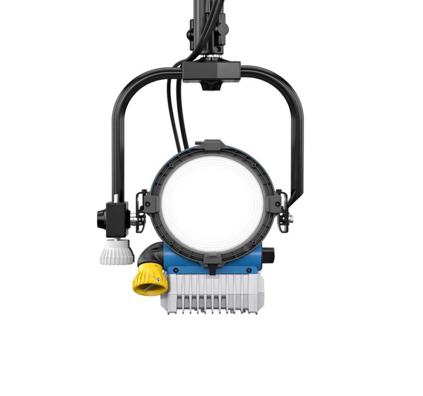 ARRI L7-C PLUS BLUE/SILVER, P.O.Fresnel, HANGING,2800-10000K 180 W RGBW LED Light Engine, powerCON® TRUE1, ohne Kabel