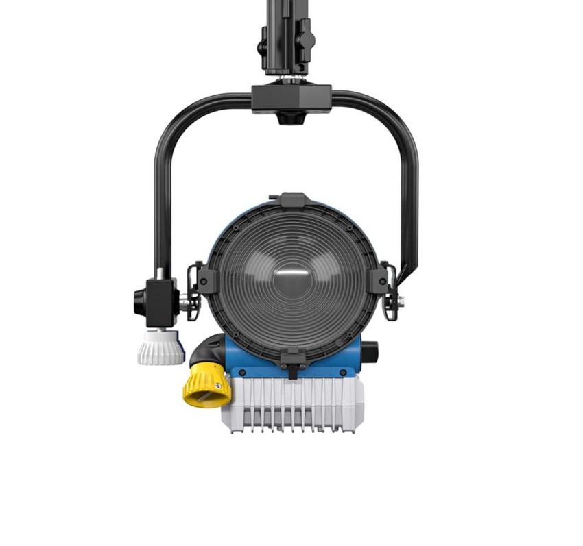 ARRI L7-C PLUS BLUE/SILVER, P.O.Fresnel, HANGING,2800-10000K 180 W RGBW LED Light Engine, powerCON® TRUE1, ohne Kabel