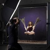 Manfrotto EzyFrame Vintage Aubergine, 2 x 2,3m Hintergrund im Vintage-Stil, Farbe: Aubergine, inkl. Rahmen und Tasche