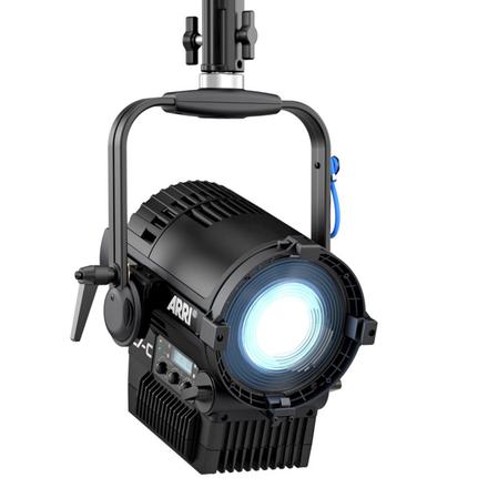 ARRI L7-C LE2, Fresnel, HANGING,  RGBW, schwarz 2800K-10000K, ohne Schuko, PowerCON TRUE1 *RESTPOSTEN 1 ST.*