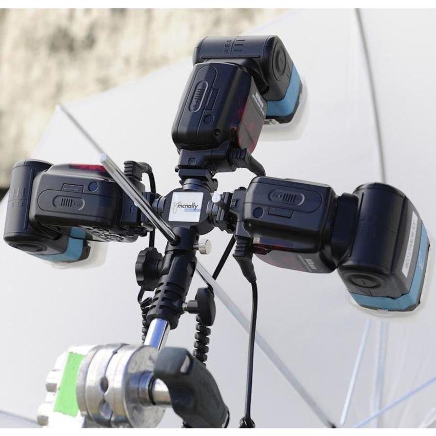 Lastolite Joe McNally Triflash: Blitzschuh für 3 Systemblitz 