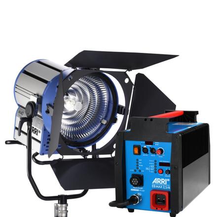 ARRI M-Series M40 EB MAX Set inkl. 4-Flügeltor, Streulichtring, Vorschaltgerät & Kabel ***Product Runout***