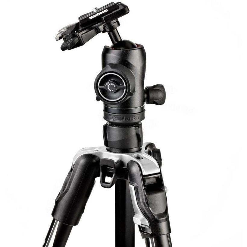 MANFROTTO Befree Advanced Alu Reisestativ Twist mit Kugelkopf, schwarz, inkl. Tragetasche
