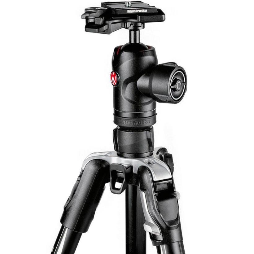 MANFROTTO Befree Advanced Alu Reisestativ Twist mit Kugelkopf, schwarz, inkl. Tragetasche