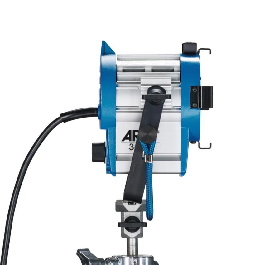 ARRI 300 PLUS, 300W, MAN, blau/silber, ohne Stecker, Kabel 3.5m, 4-FT, FFR, 90-250V